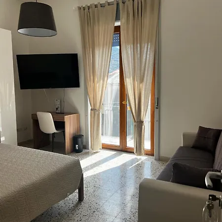 Mari&monti 2 דירה