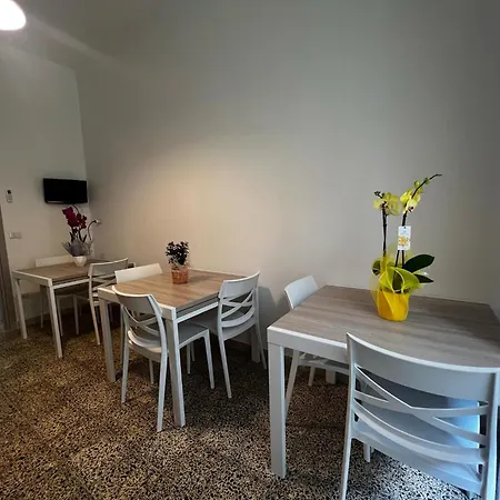 Mari&monti 2 דירה